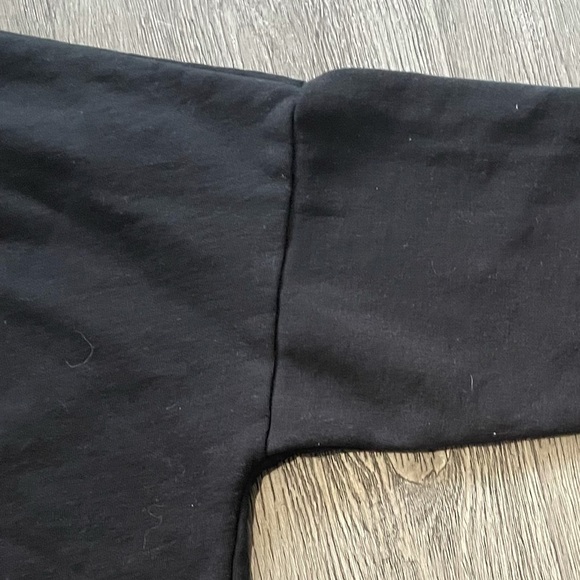 Black Oversized Graphic sweater h&m crew neck - Picture 8 of 10